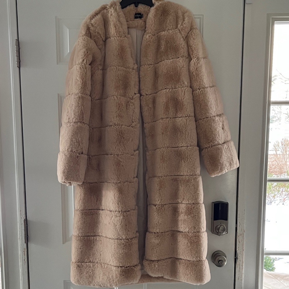 PrettyLittleThing Tan Teddy Jacket